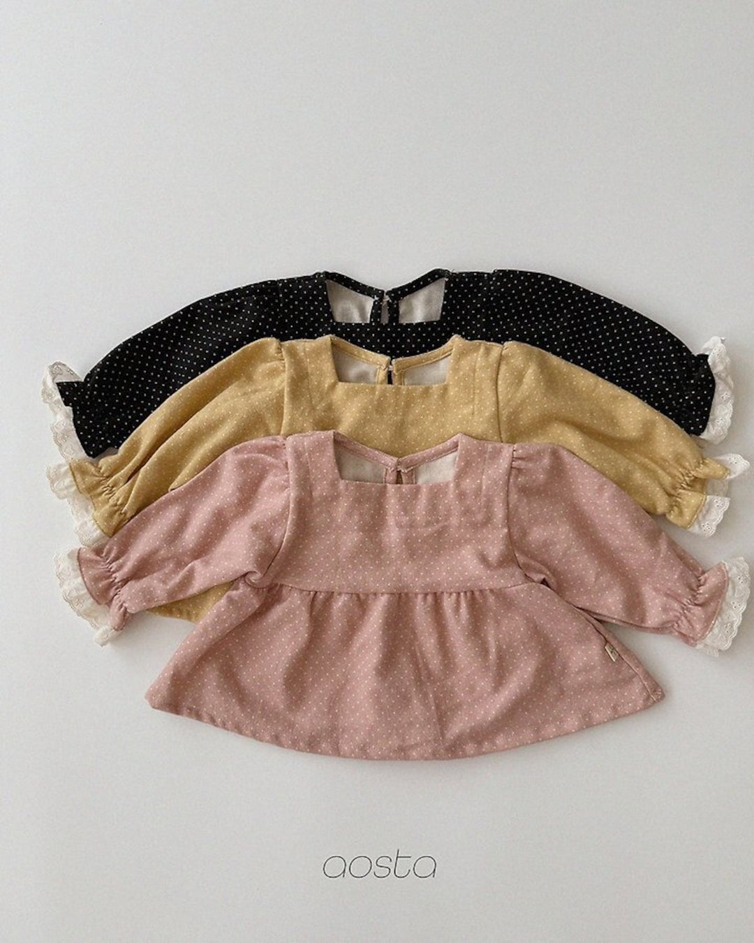 [AOSTA]Milk Dot Blouse