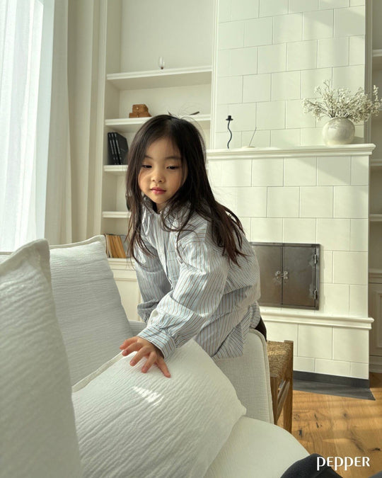 [pepper]stripe shirt