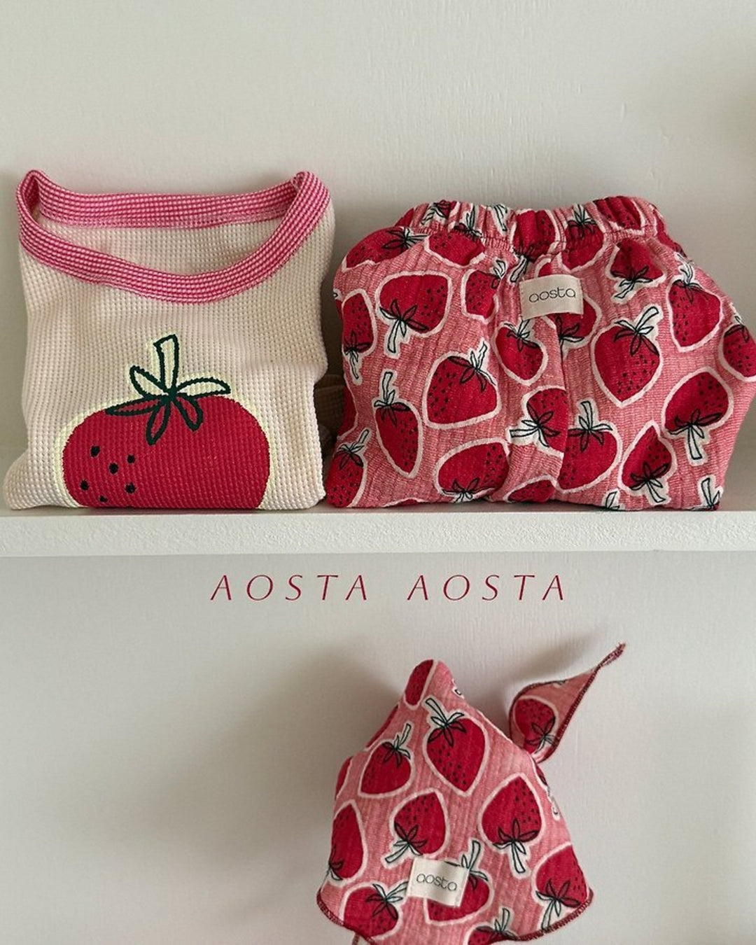 [AOSTA]Strawberry Scarf