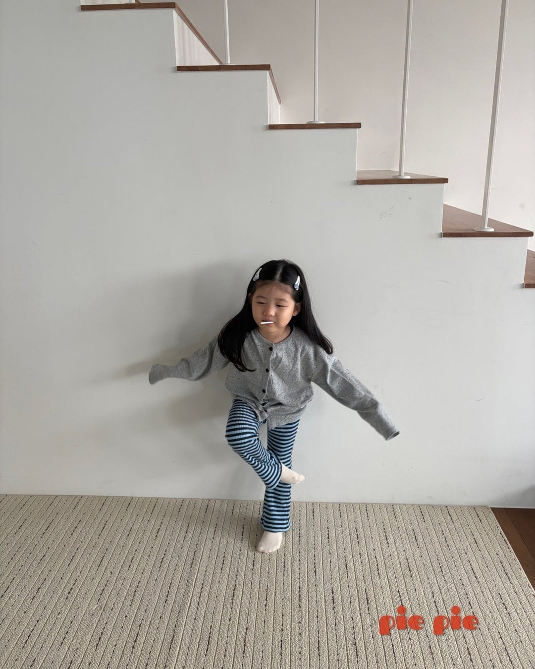 [pie]soda pop lib flare pants