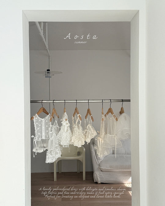 [aosta]lace simple vest