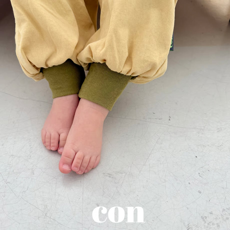 [con]block jogger pants