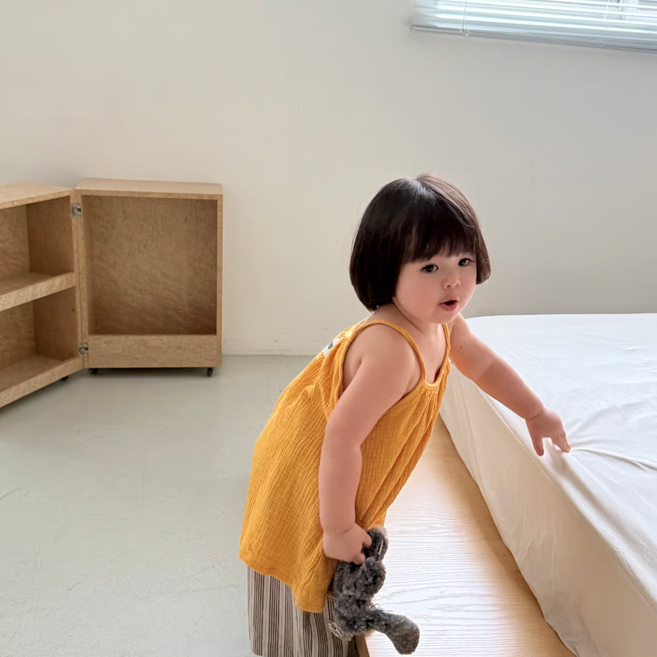 [con]little one-piece