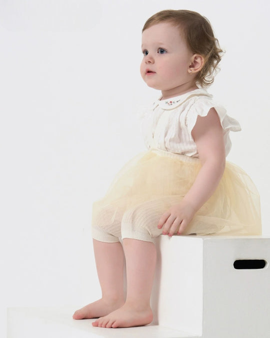 チュールスカートサスレギンス